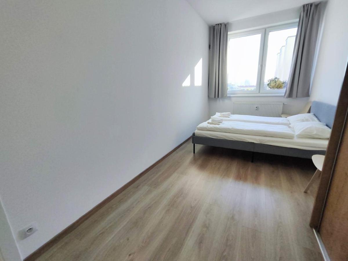 Schanz - Quietly Oriented - Private Parking - Balcony Bratislava Exterior photo