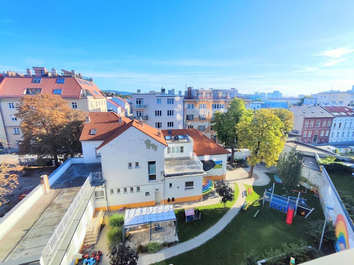 Schanz - Quietly Oriented - Private Parking - Balcony Bratislava Exterior photo